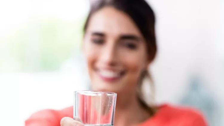 νερό γυναίκα ποτήρι νερό