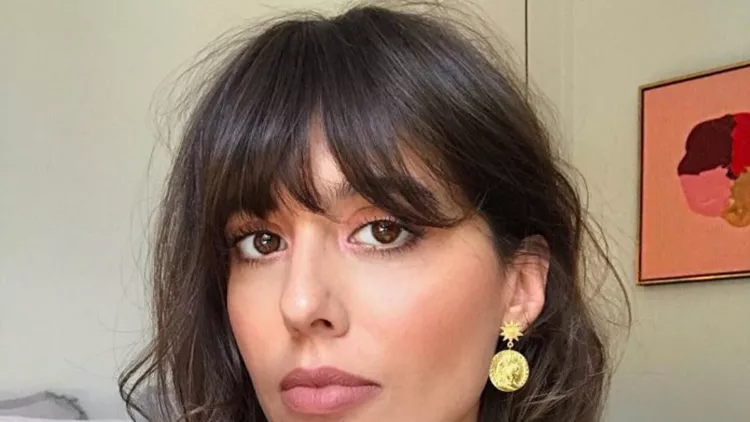 violette_fr_37963406_236753653842985_3225325383356252160_n-696x869