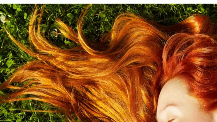 redhead-girl-picture-id467052179
