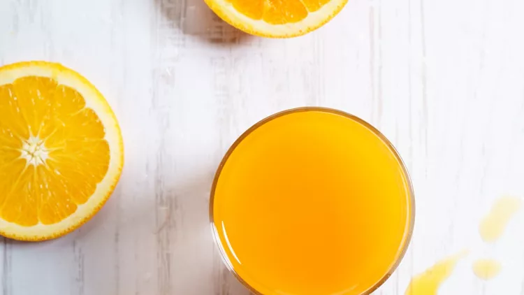ιδανική ώρα για να πιεις τον χυμό πορτοκάλι