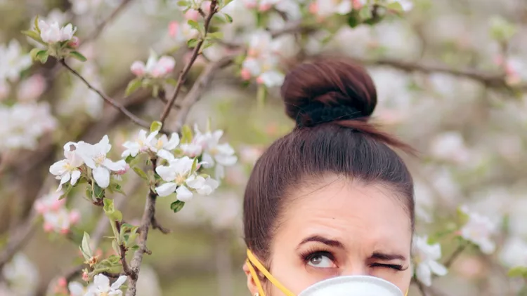 κοροναϊός άνοιξη αλλεργίες