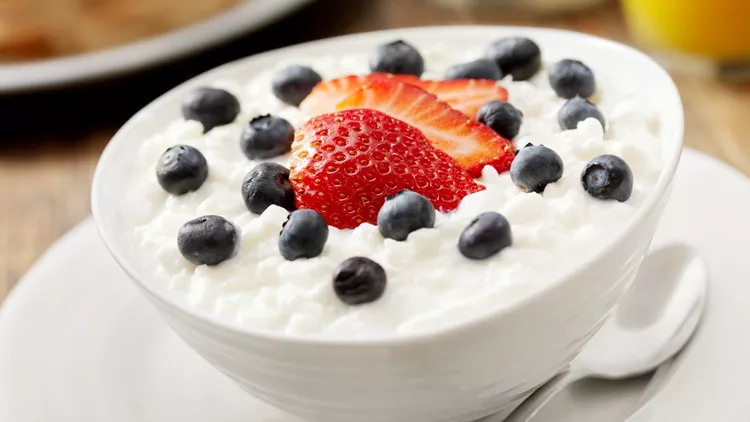 Cottage Cheese with Fresh Fruit