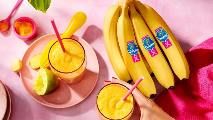 Pear-Chiquita-banana-and-turmeric-smoothie