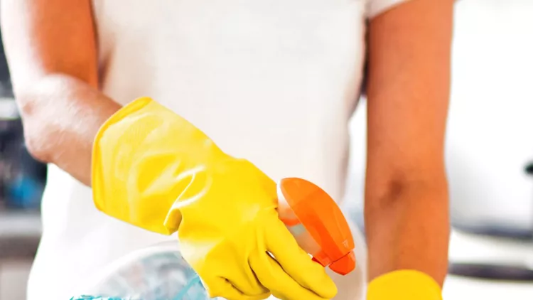 woman-using-spray-polish-to-clean-kitchen-surface-picture-id1152869941 (1)