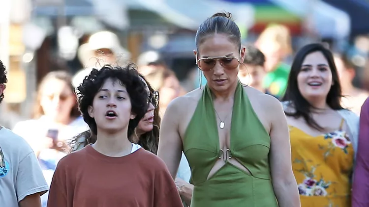 Jennifer Lopez - Emme