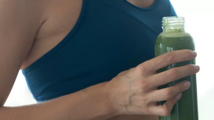 wheatgrass-picture-id1066855136