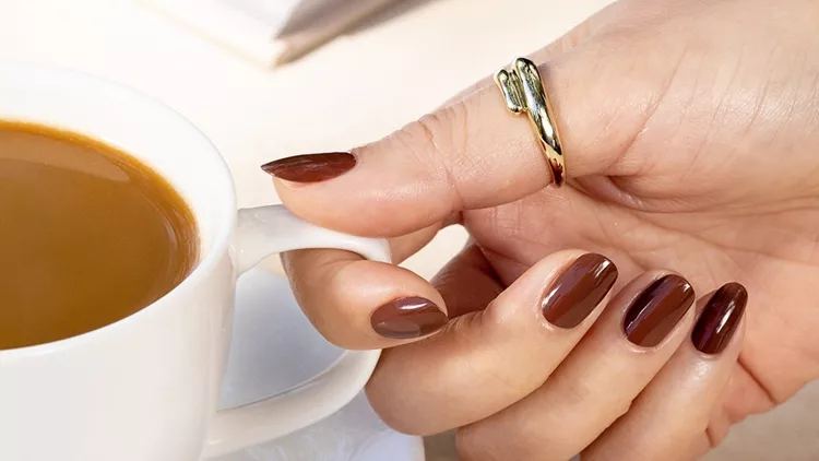 nails