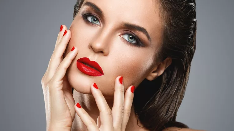 Το απόλυτο lip statement