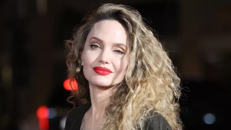 jolie
