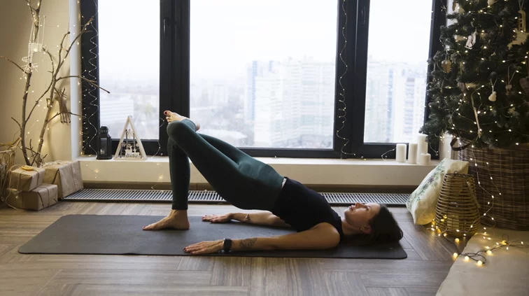 Επτά (πρακτικά) tips για να παραμείνεις fit την περίοδο των γιορτών