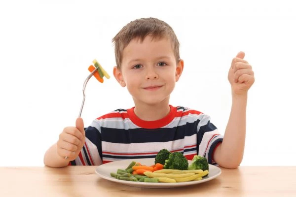 Τι να τρώει το παιδί; Να οι τροφές που νικούν ιώσεις και γρίπη - εικόνα 2