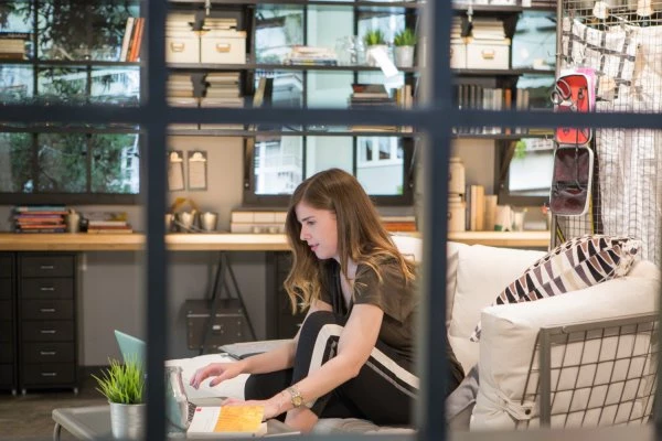 Τι συμβαίνει όταν αποφασίσεις να δουλέψεις μια μέρα από το σπίτι - εικόνα 2