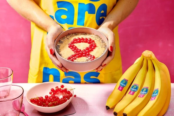 H Chiquita ευαισθητοποιεί για τον καρκίνο του μαστού με τα νέα limited edition ροζ αυτοκόλλητα - εικόνα 2