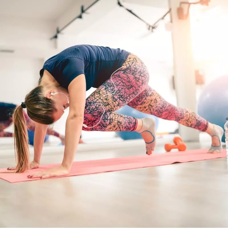 fit woman, γυμναστική, γυμναστήριο, άσκηση
